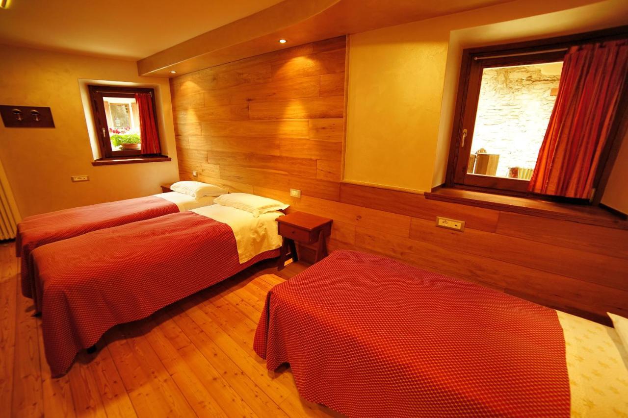 Pensione Albergo Diffuso Ceaglio Valle Maira مارمورا المظهر الخارجي الصورة