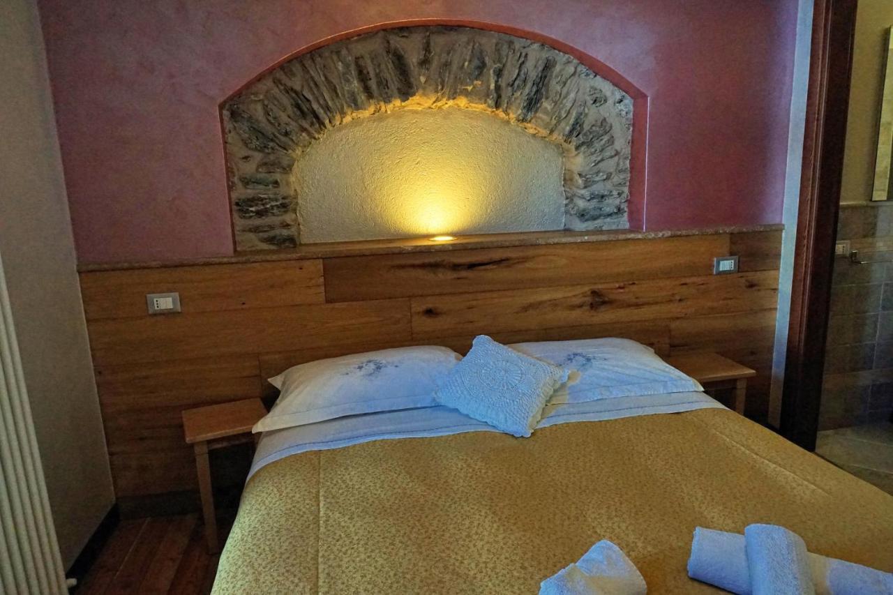 Pensione Albergo Diffuso Ceaglio Valle Maira مارمورا المظهر الخارجي الصورة