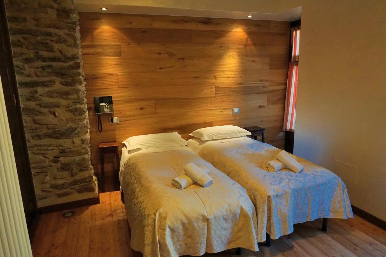 Pensione Albergo Diffuso Ceaglio Valle Maira مارمورا المظهر الخارجي الصورة