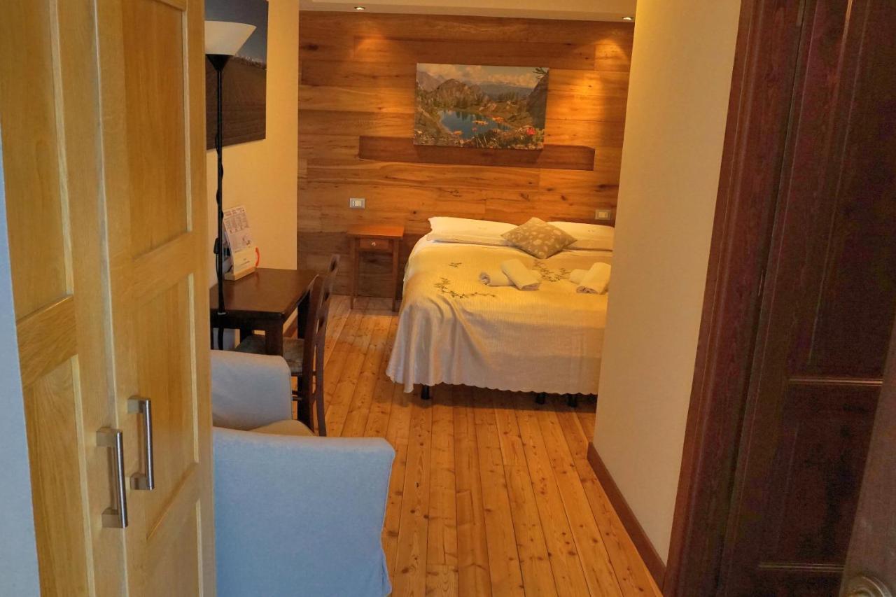 Pensione Albergo Diffuso Ceaglio Valle Maira مارمورا المظهر الخارجي الصورة